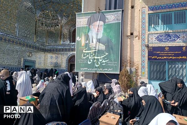 خروشِ بصیرت در صحن امامزاده جعفر (ع)؛ تالار قرآن پیشوا گنجایش دریای سوگواران مقتدا را نداشت