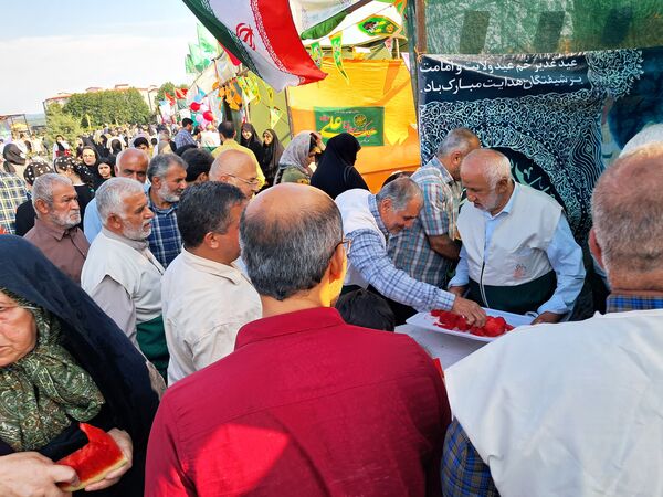 مهمانی پدرانه به‌مناسبت عید غدیر در قائمشهر