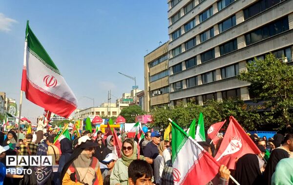 پیوند ناگسستنی دین و میهن در راهپیمایی عید غدیر
