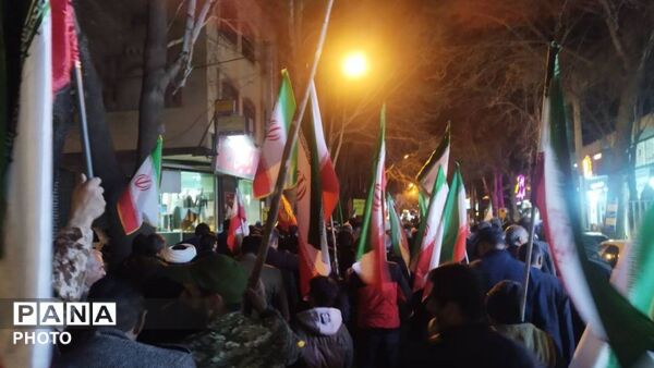 تجمع مردم حماسه‌ساز اقلید در حمایت از انقلاب و ایران