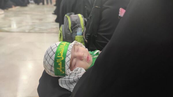 جلوه هایی از حضور مادران و نوزادان در همایشی به نام طفل شیرخوار کربلا