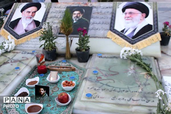 قرچک، نوروز را با اقتدا به شهدا آغاز کرد