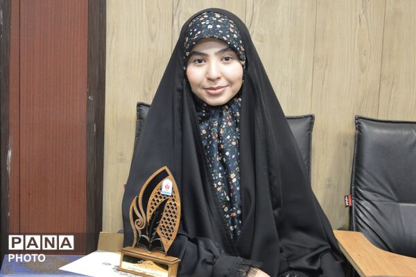 آیین تجلیل از نخبگان پرورشی در بهارستان‌دو