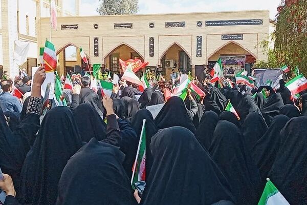 پیمان معلمان جیرفت با رهبر جدید