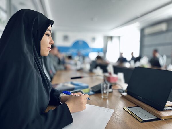 تقدیر از عوامل اجرایی جشنواره ملی طراحی و دوخت لباس دانش‌آموزی با حضور انجمن اولیا‌ و مربیان استان مرکزی