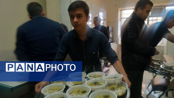 زیارت عاشورا در آخرین هفته آبان ماه در دبیرستان شاهد ابوذر غفاری 