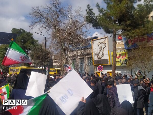 راهپیمایی خشم و نصر مردم نیشابور 