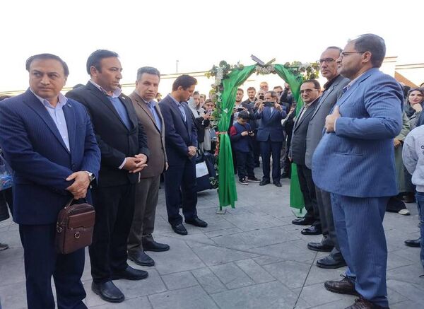 همایش بدرقه‌ دانش‌آموزان منتخب سازمان دانش‌آموزی به عمره‌ مفرده دانش‌آموزی