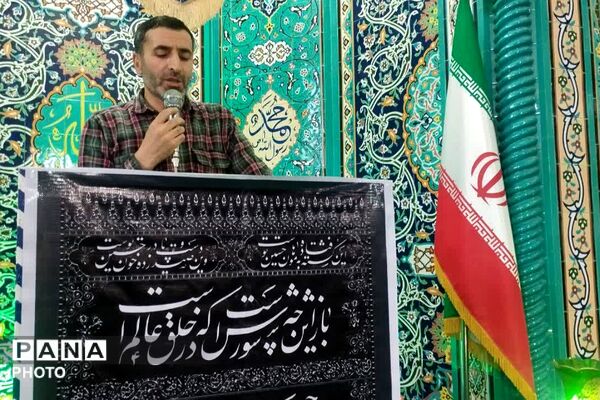میعادگاه اقتدار و ایمان؛ طنین یاد شهدای والامقام در مصلی فیروزکوه