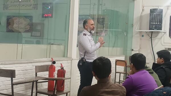 برگزاری کلاس پدافند غیر عامل ویژه پایه‌های دهم دبیرستان شاهد ابوذر غفاری نیشابور