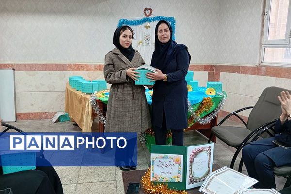 مدارس شهرستان قدس زیر چادر بانوی دو عالم در جشن ولادت حضرت زهرا(س)