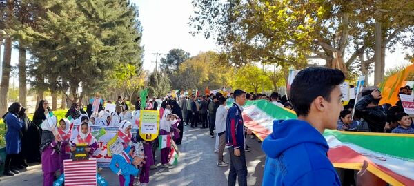 مراسم راهپیمایی یوم الله ۱۳ آبان در بخش نوخندان