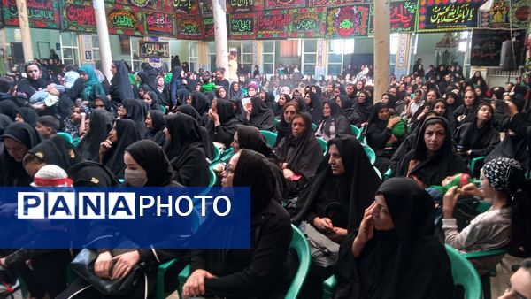 مراسم شیرخوارگان حسینی در حسینیه ولیعصر زرقان 