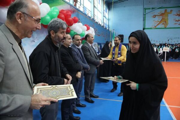 سالن شهید رجایی ورامین میزبان همایش یاوران انقلاب