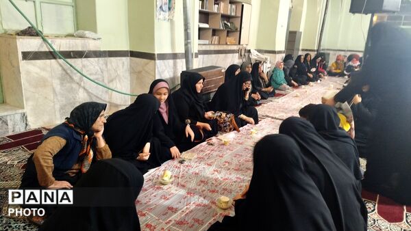 محفل انس با قرآن به یاد شهیدان جنگ اخیر