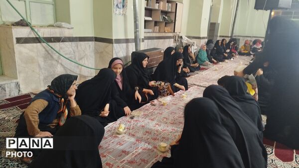 محفل انس با قرآن به یاد شهیدان جنگ اخیر