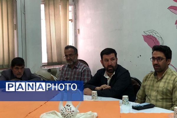 برگزاری جلسه و بازدید از هنرستان سالور ناحیه دو شهرری 