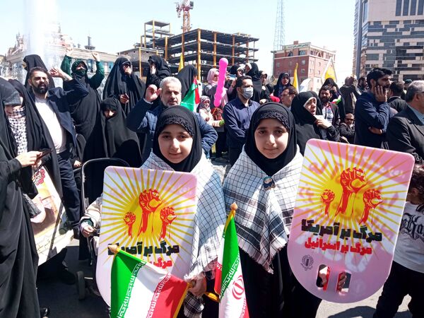 حضور پرشور مشهدی‌ها در راهپیمایی روز قدس؛ فریاد حمایت از فلسطین