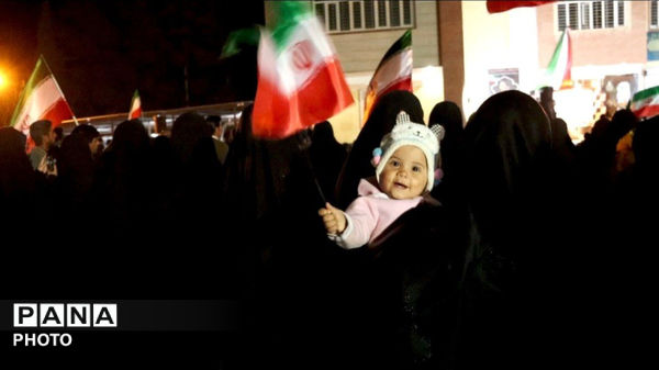 شب اربعین شهادت رهبر انقلاب اسلامی و شهدای دبستان میناب 