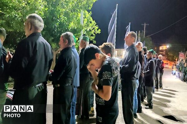 هیئت زنجیر زنی در هشتمین شب از ماه محرم الحرام در حسینیه شهدای شهر بار