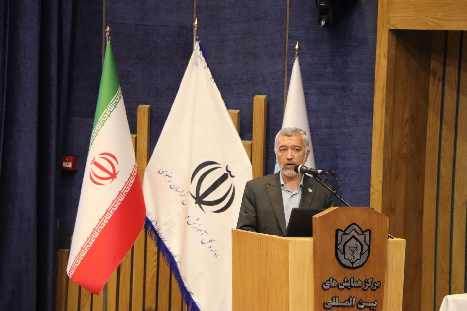 دانشگاه فرهنگیان مرکز تربیت انسان‌سازان آینده است