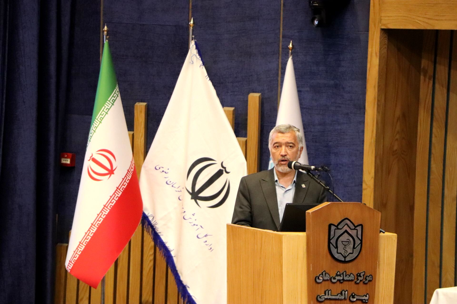 دانشگاه فرهنگیان مرکز تربیت انسان‌سازان آینده است