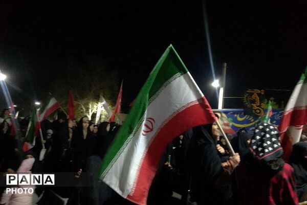 خروش شبانه در مهد قیام ۱۵ خرداد؛ خیابان‌های پیشوا آرام ندارند