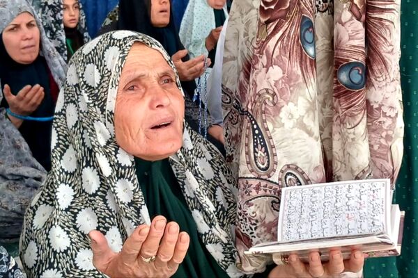 نماز جمعه امید دل‌های خسته برای مؤمنان 