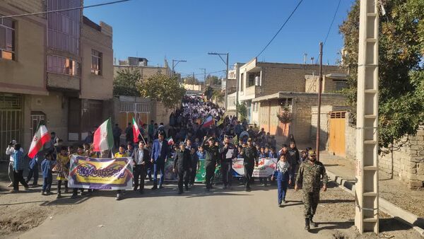 شوراب صغیر میزبان راهپیمایی باشکوه ۱۳ آبان و بزرگداشت روز دانش‌آموز