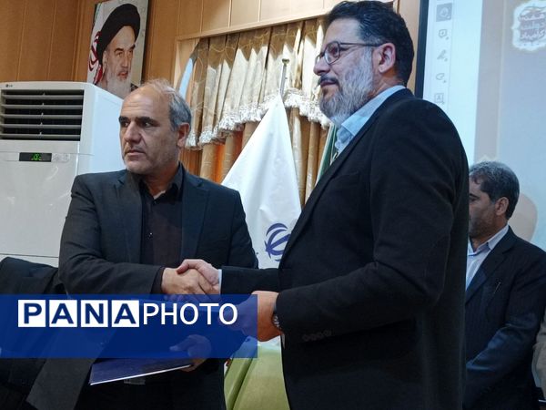 آیین انعقاد تفاهم‌نامه هنرستان‌های جوار و شرکای مهارتی در مشهد