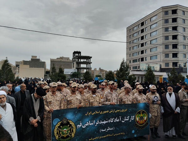 مراسم بزرگداشت شهدای خدمت با حضور نوجوانان انقلابی