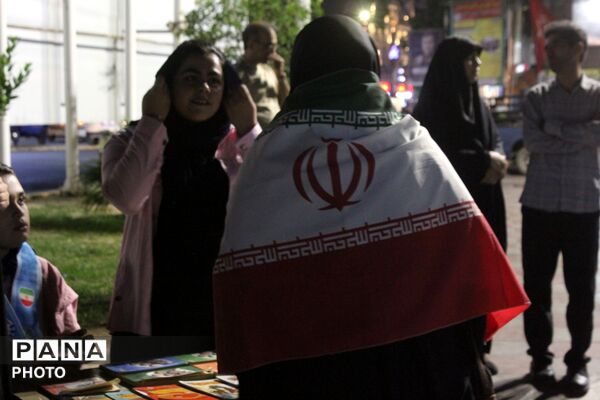 حضور چشمگیر دانش آموزان و فرهنگیان در موکب شهدای دانش آموز ورامین