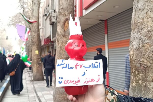 حضور گسترده مردم شهرستان شهید پرور شهرستان شهریار در راهپیمایی ۲۲ بهمن