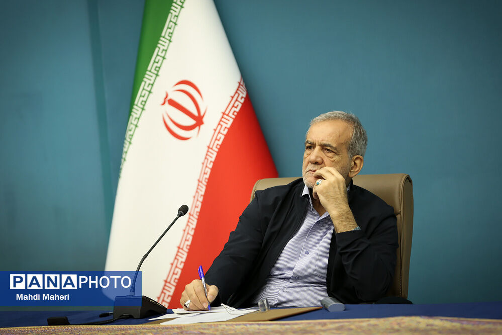 دستور رئیس‌جمهور پزشکیان برای برخورد جدی با گرانفروشی و احتکار