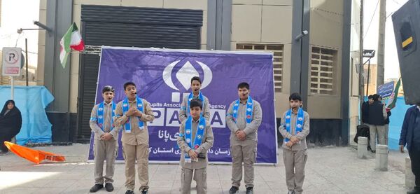 غرفه خبرگزاری پانا، وعده دیدار دانش‌آموزان در راهپیمایی 22 بهمن
