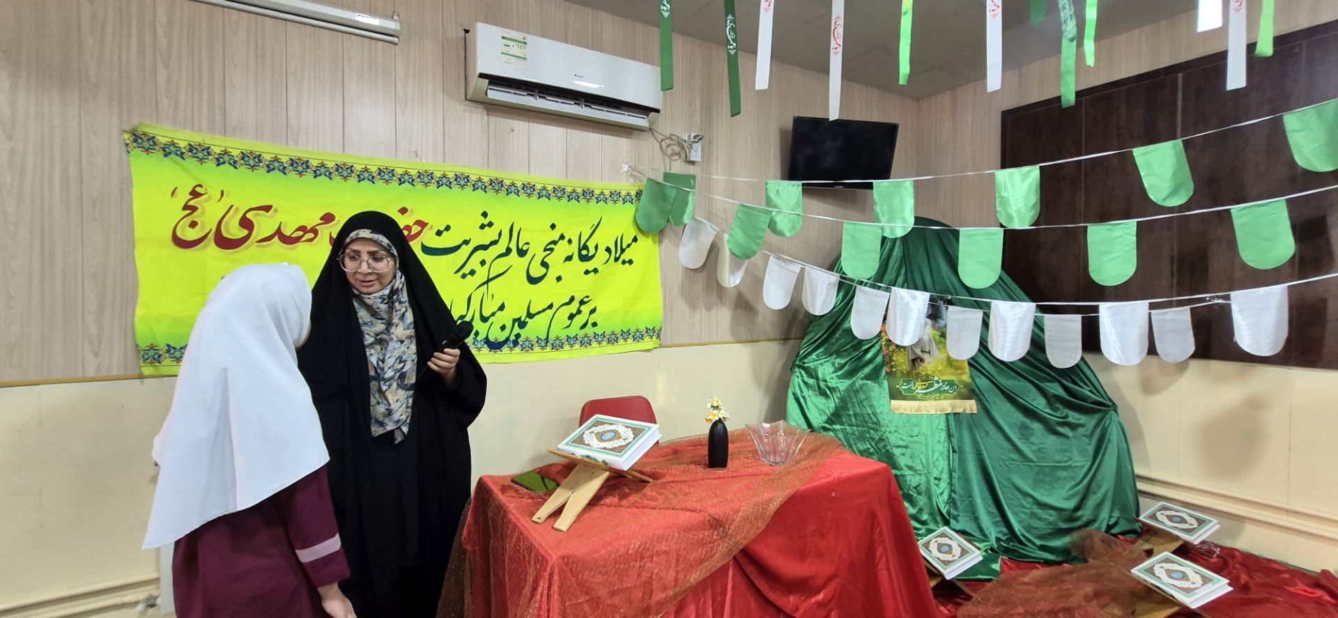 مراسم میلادیگانه منجی عالم بشریت 