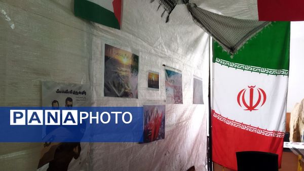 نمایشگاه مدرسه انقلاب در دبیرستان شهید بهشتی سمنان 