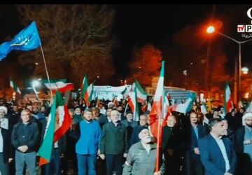همصدایی مردم بیجار در پاسداشت میهن و خون شهدا