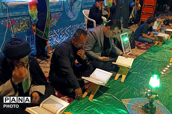 محفل انس با قرآن دانش‌آموزی در بزرگداشت مقام رهبر شهید در بجنورد