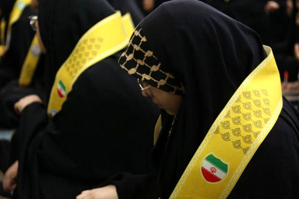 دومین روز اعتکاف دانش‌آموزی دختران در قم