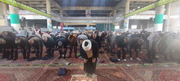برگزاری با شکوه نماز جماعت عبادی سیاسی جمعه در شهرستان نورآباد