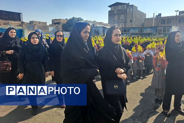 مراسم گرامیداشت هفته بهداشت روان در دبستان هاشمی رفسنجانی شهرستان قرچک 