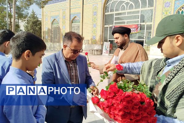 گرامیداشت هفته دفاع مقدس و جهاد تبیین در ناحیه دو شهرری 