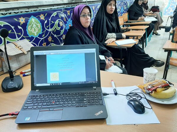 اختتامیه دوره ارتقاء مهارت‌های رابطان مشاوره نواحی هفت‌گانه مشهد و تبادکان