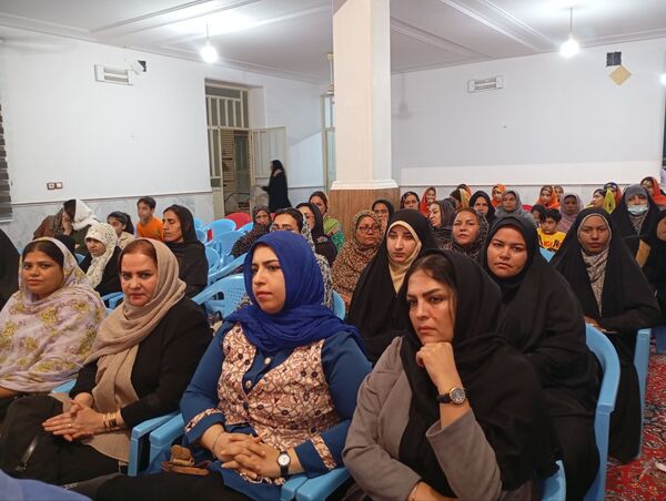 رونمایی از کتاب «ارگیز گردنی» در شمیل بندرعباس