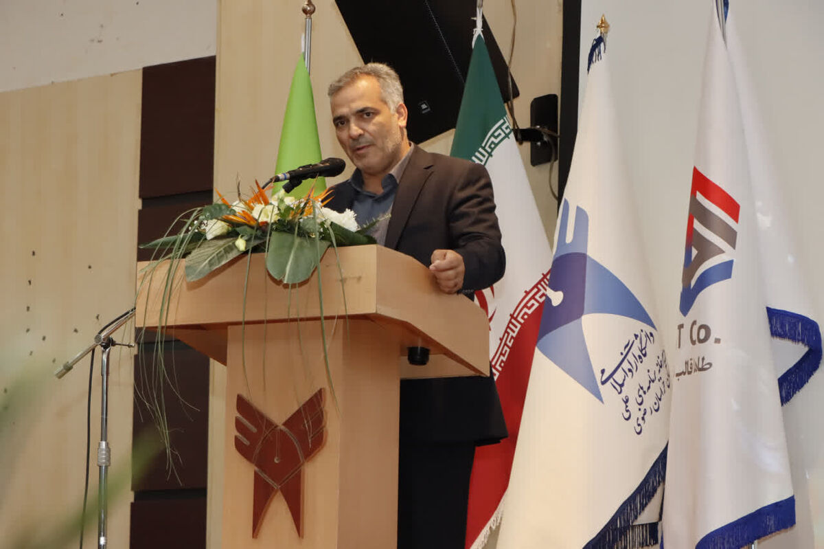 برنامه ملی مدیریت سرمایه انسانی، راهبرد تحول دانشگاه آزاد خراسان رضوی است