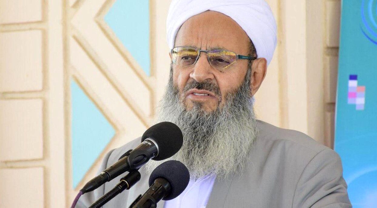 امام جمعه مسجد مکی زاهدان حمله تروریستی به دادگستری را محکوم کرد