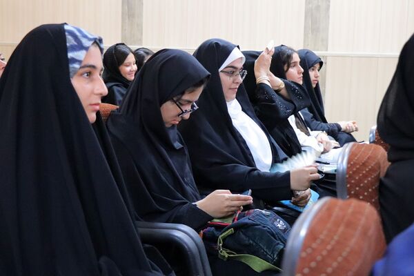 همایش انتخاب رشته کنکور در شهرستان پاکدشت 