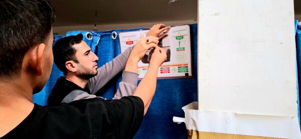 برگزاری مراسم اعتکاف پدر پسری در مسجد جامع آشخانه