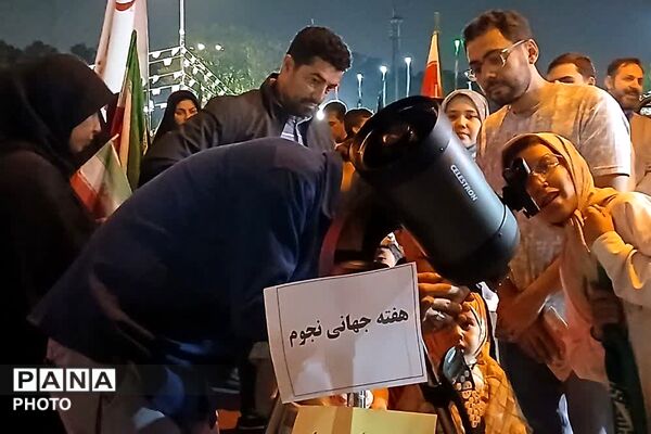 پژوهش‌سرای رازی شهرری در تجمعات شبانه میدان شهید بروجردی